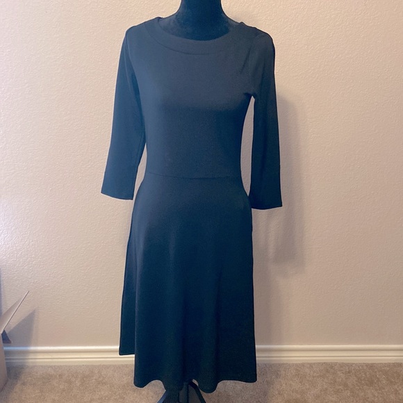 Ann Taylor Factory Dresses & Skirts - Ann Taylor Black Dress